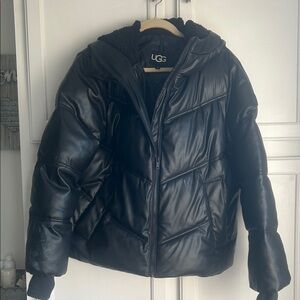 UGG Women's Sleek Black Puffer Coat